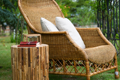 What’s the Most Comfortable Outdoor Lounge Set for Reading